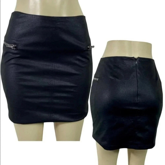 BCBGeneration 0 black‎ mini skirt with side zipper - Picture 1 of 7